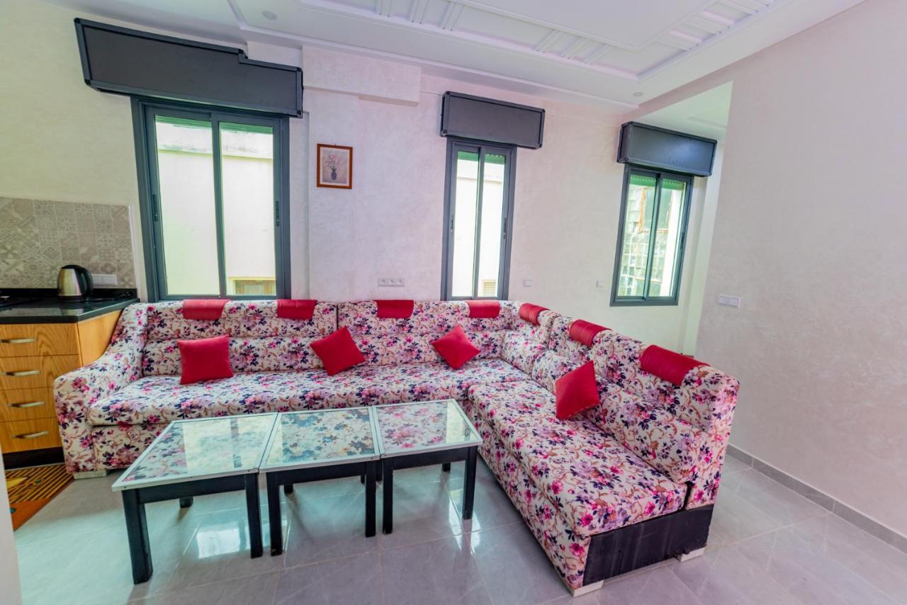 Velasquez Appartements Fast Wifi And Ocean View Tánger Exterior foto