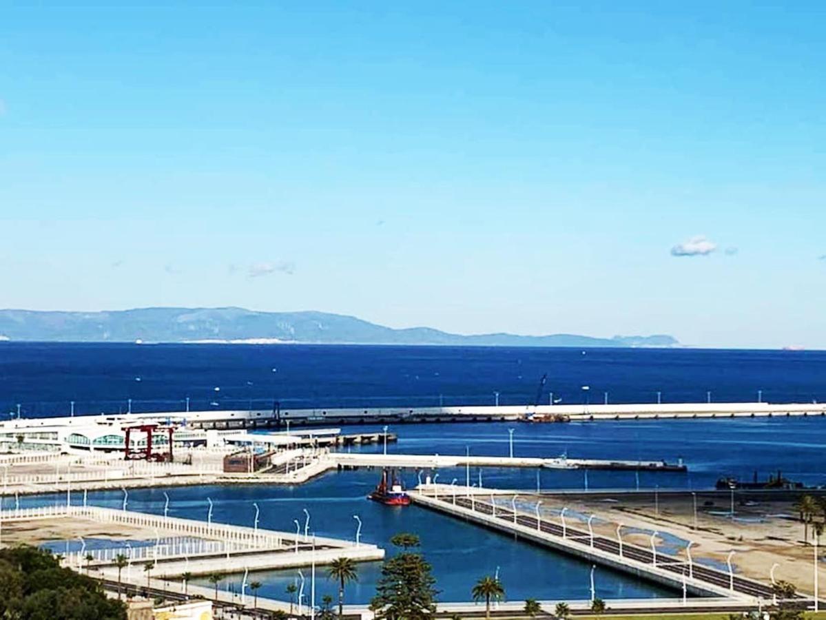 Velasquez Appartements Fast Wifi And Ocean View Tánger Exterior foto